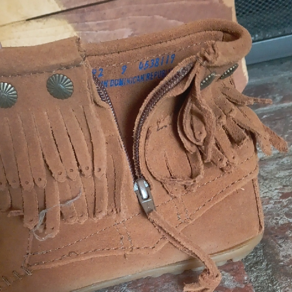 Minnetonka Tan Fringe Ankle Boots - Picture 6 of 7